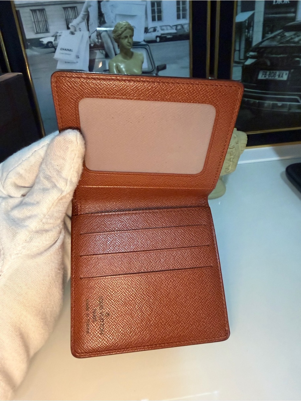 Authentic Louis Vuitton men’s Brown Monogram Canvas Bifold Wallet with COA ❤️🤎 - Picture 12 of 15